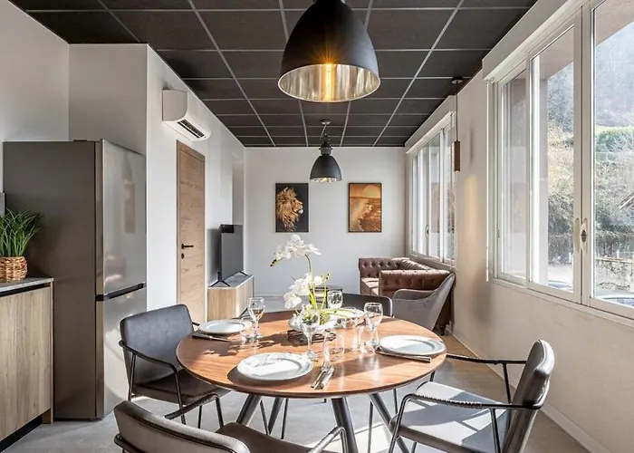 Le Dauphine 3 Апартаменты Альвар